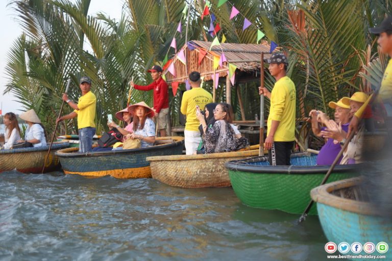 จัดกรุ๊ปทัวร์เวียดนาม ล่องเรือกระด้งเวียดนาม โดยบริษัทเบสเฟรนด์ ฮอลิเดย์