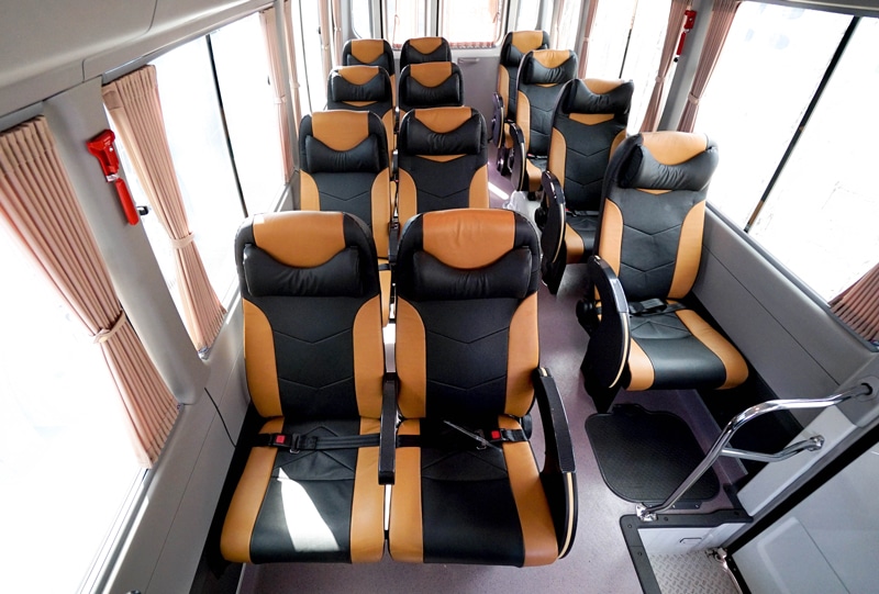 มินิบัส-minibus