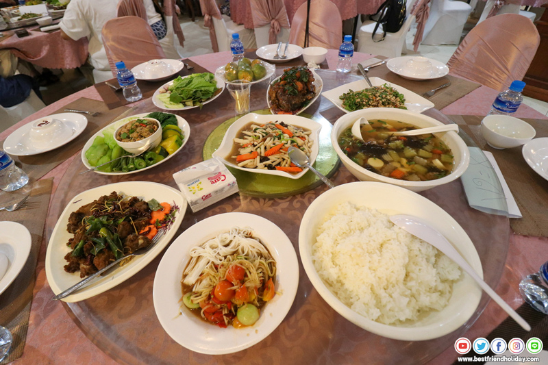 ร้านอาหารลาว